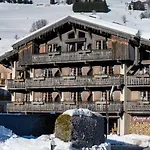 La Grange D'arly Otel